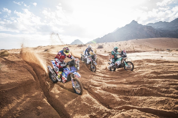 I etap Dakar 2022. Sanders i Al-Attiyah znów wygrywają, Domżała liderem w klasie
