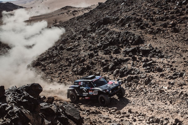 IV etap Dakar 2022. Awans Przygońskiego