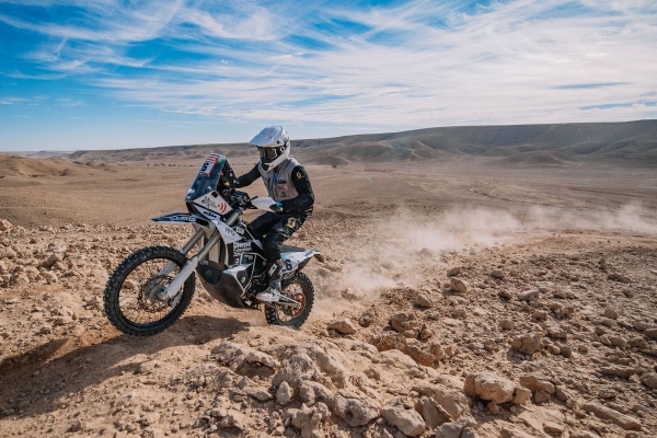VI etap Dakar 2022. Konrad Dąbrowski zagrał w rosyjską ruletkę