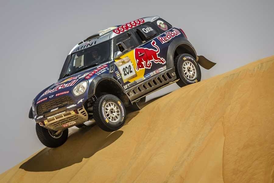 IV (i ostatni) etap Abu Dhabi Desert Challenge 2015 – przedwczesny finał